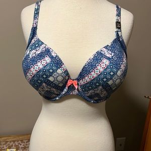 Victoria’s Secret Bra